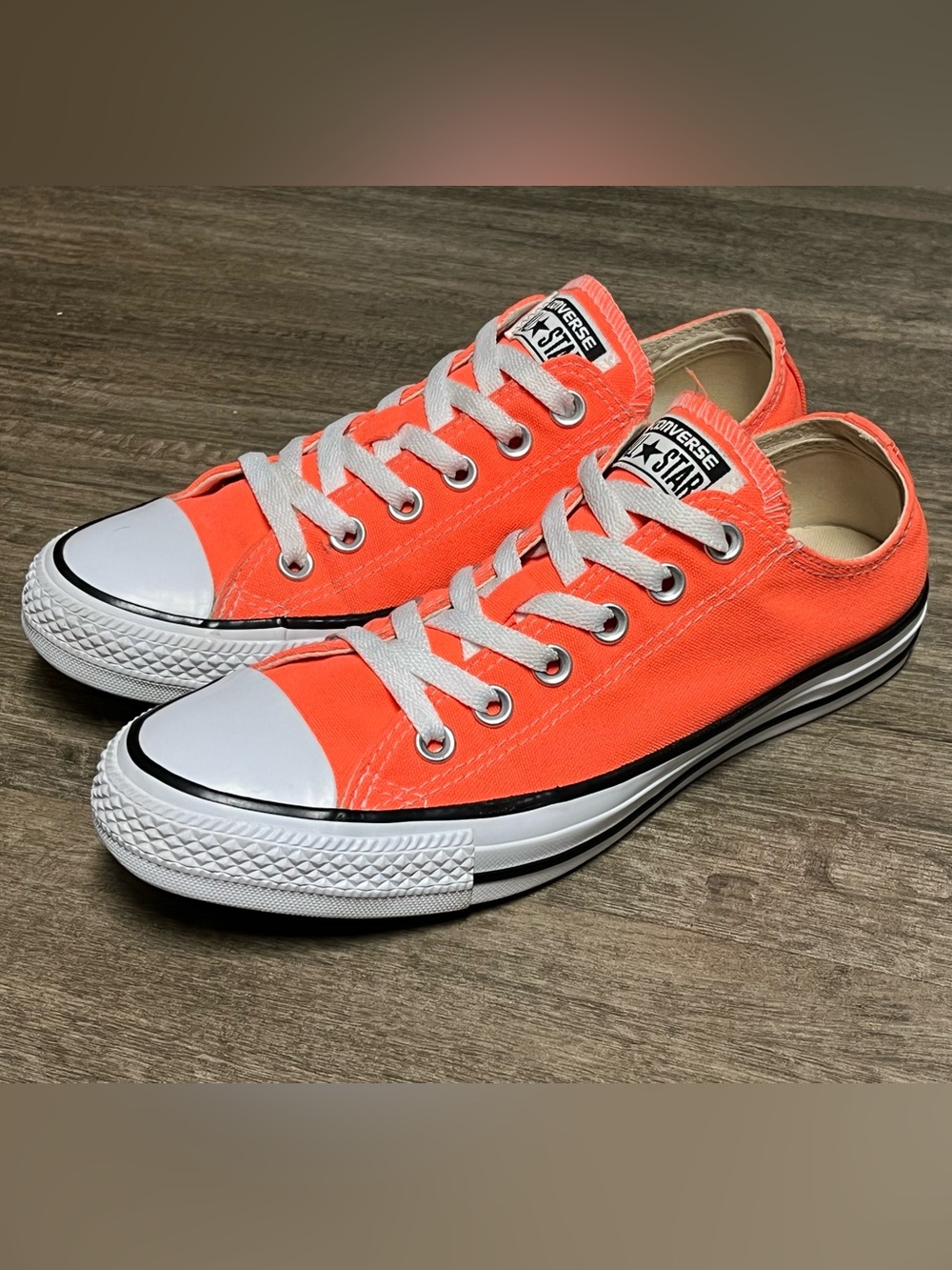 Converse Chuck Taylor All-Star Low Top - 155736F Hyper Orange - Men 6/Women 8